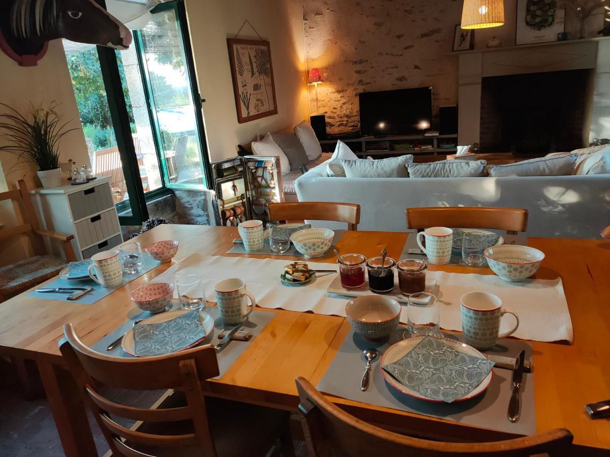 Le Vieux Logis De La Galocherie Sainte-Florence Ngoại thất bức ảnh