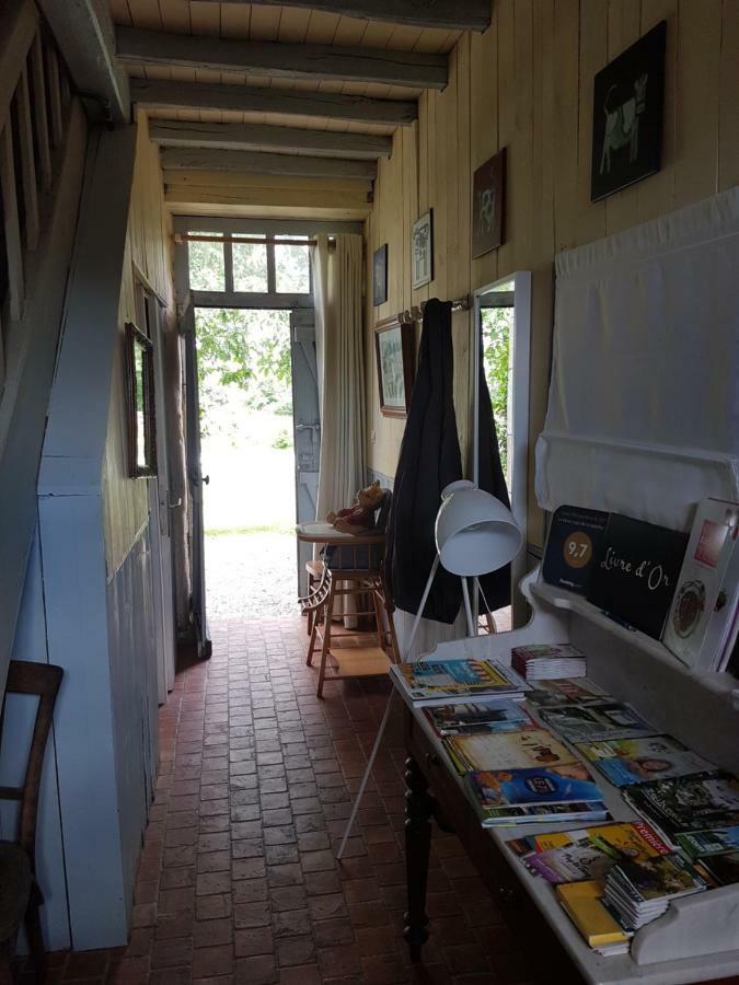 Le Vieux Logis De La Galocherie Sainte-Florence Ngoại thất bức ảnh